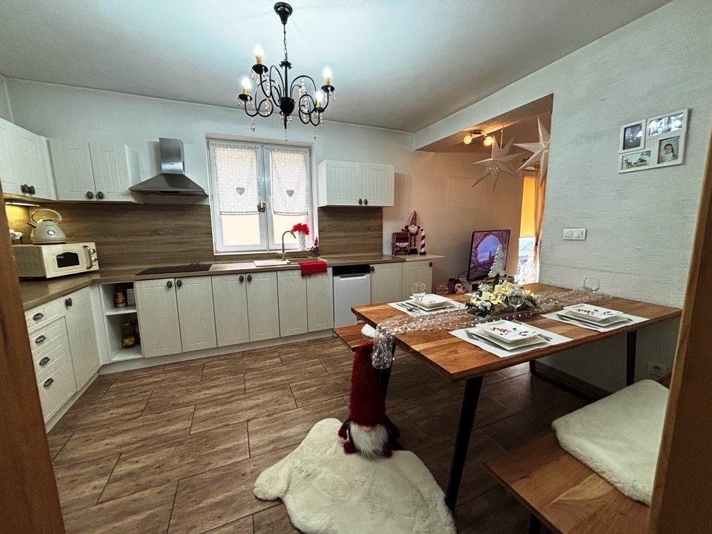 Rezervovaný.  Rodinný dom na predaj Dražkovce - 258.000eur